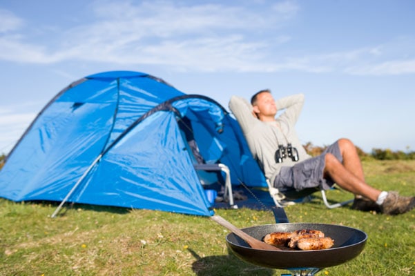 How to Save Even More When Traveling by Camping