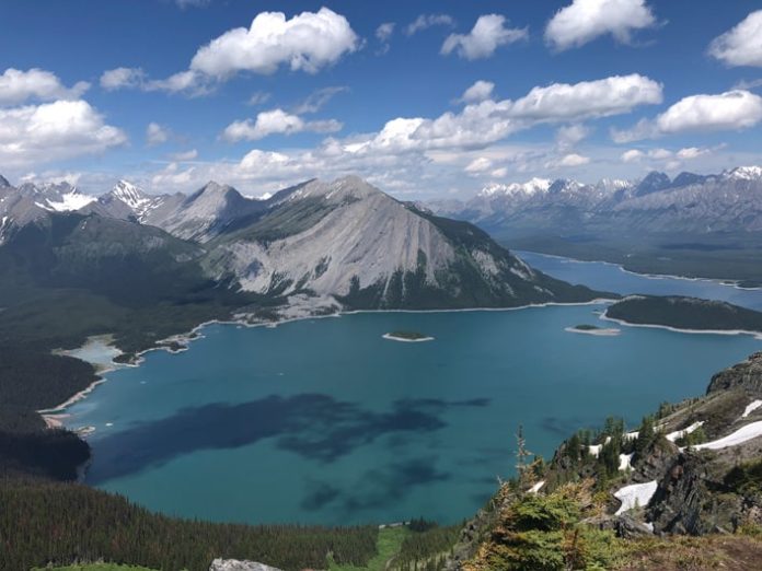 Hiking Sarrail Ridge via Rawson Lake