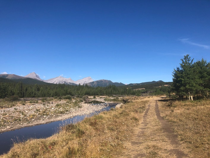 Hiking to Carnarvon Lake